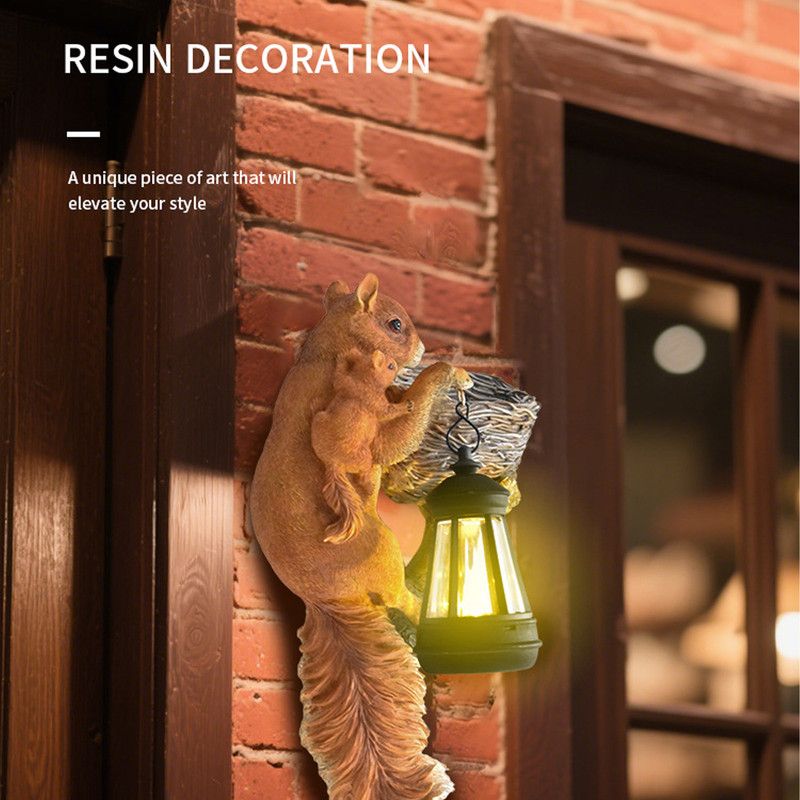 Retro Squirrel Lantern Solar-Powered Outdoor Wall Light