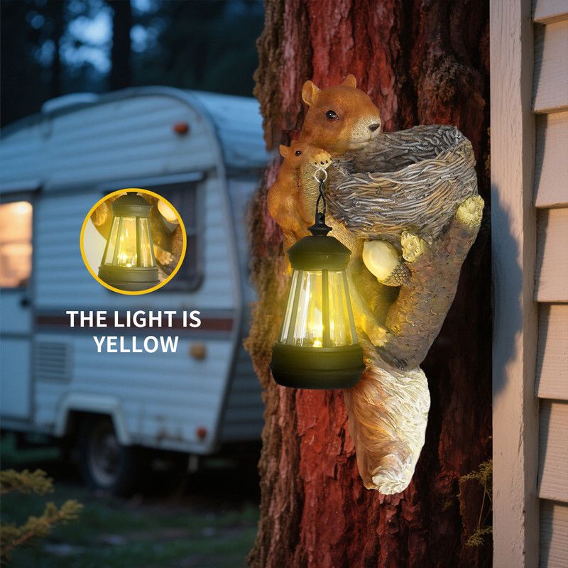 Retro Squirrel Lantern Solar-Powered Outdoor Wall Light