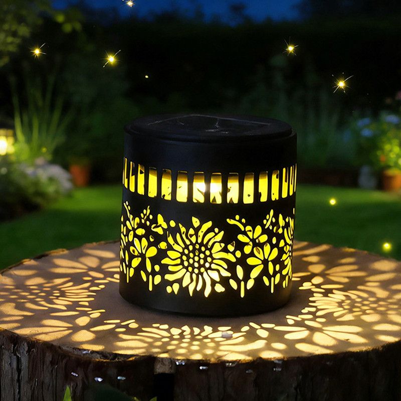 Solar-Powered Wrought Iron Sunflower-Patterned Openwork Projection Light