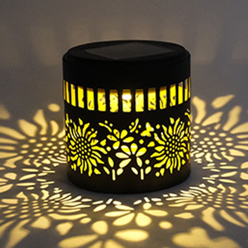 Solar-Powered Wrought Iron Sunflower-Patterned Openwork Projection Light