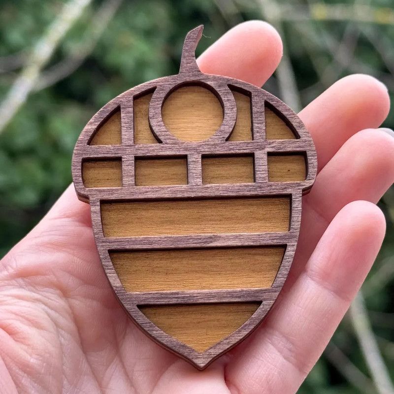 Wooden display stand for mini curiosities