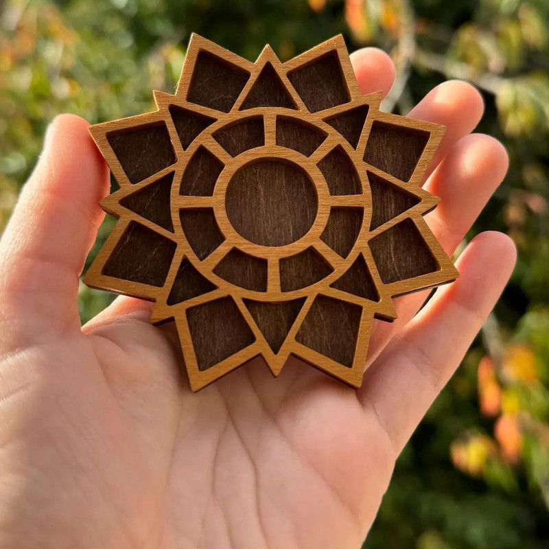 Wooden display stand for mini curiosities
