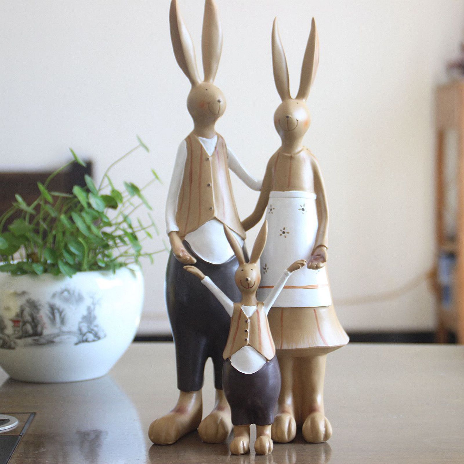 Rabbit Statue Resin Coating Cute Vintage Look Vivid Clear Texture Garden Bunny Ornament Decoration