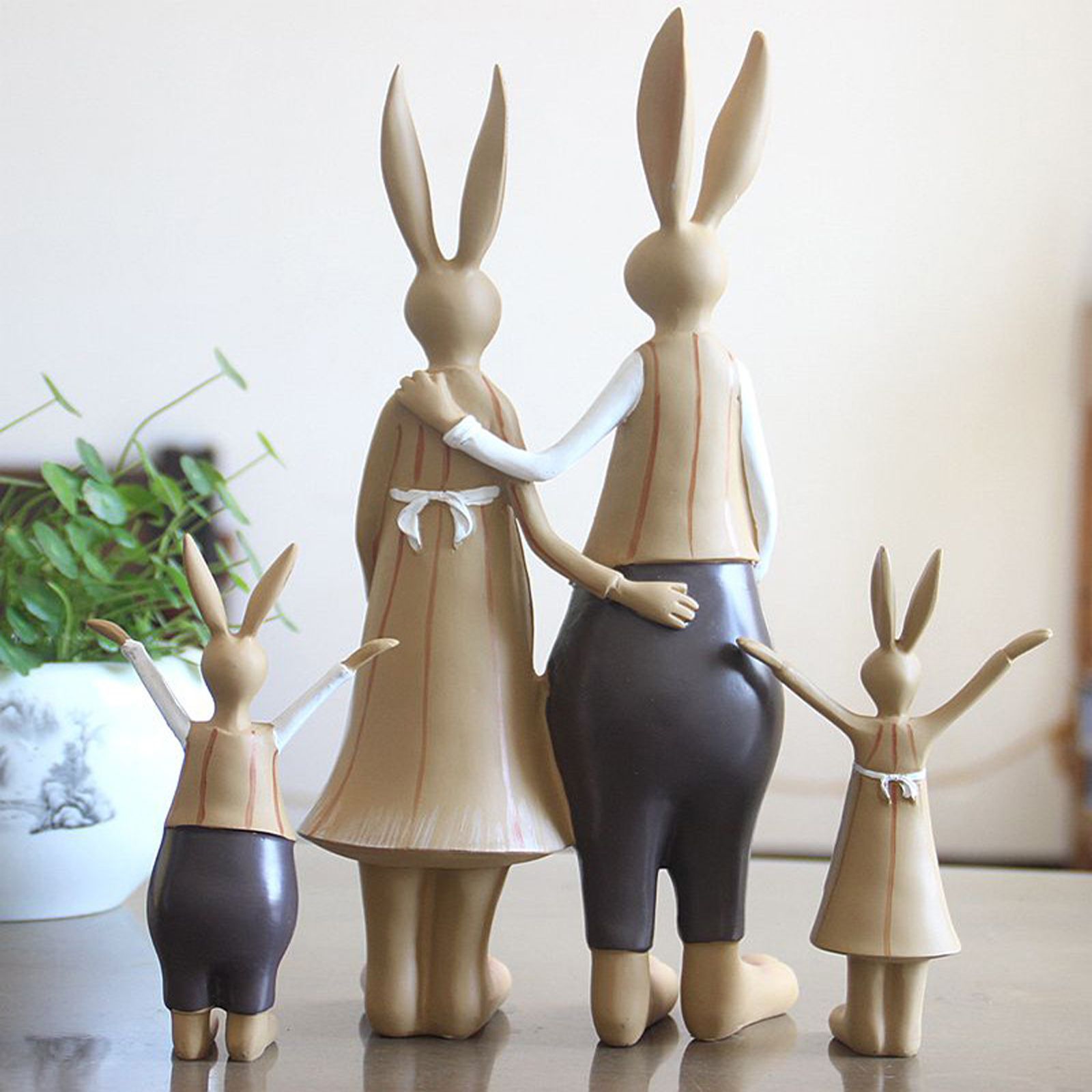 Rabbit Statue Resin Coating Cute Vintage Look Vivid Clear Texture Garden Bunny Ornament Decoration