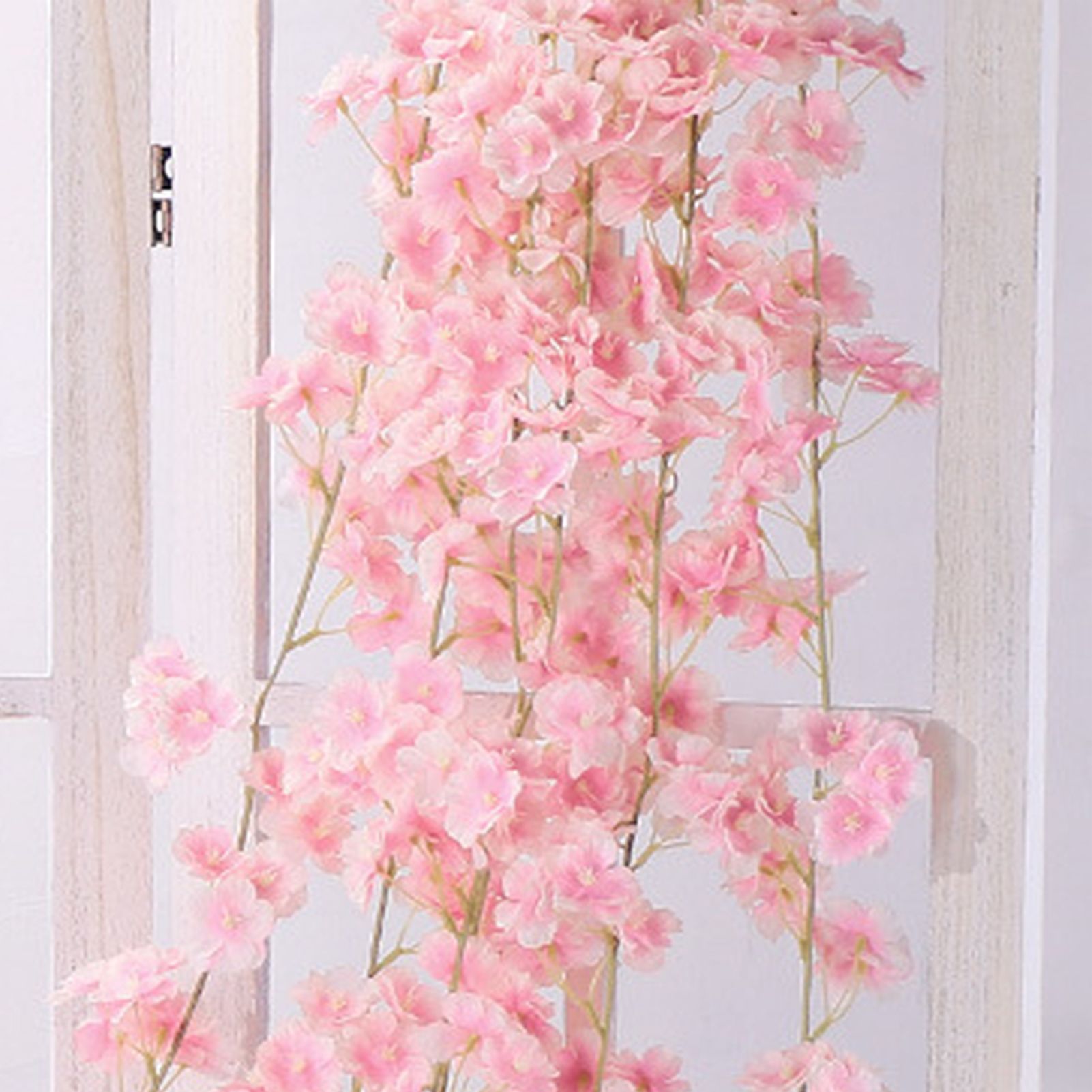 Artificial Flower Rattan Single 1.8m 135pcs Flowers Head Vivid Decorative Silk Plastic Hanging Fake Rattan for Decoration Flesh Pink
