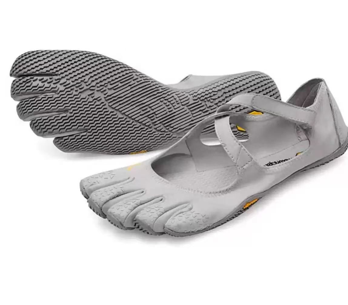 Grey Breathable High-Grip Five-Finger Yoga & Pilates Shoes (Foot Length 24.5 CM) - Professional Training Footwear for Natural Toe Splay & Barefoot Feel