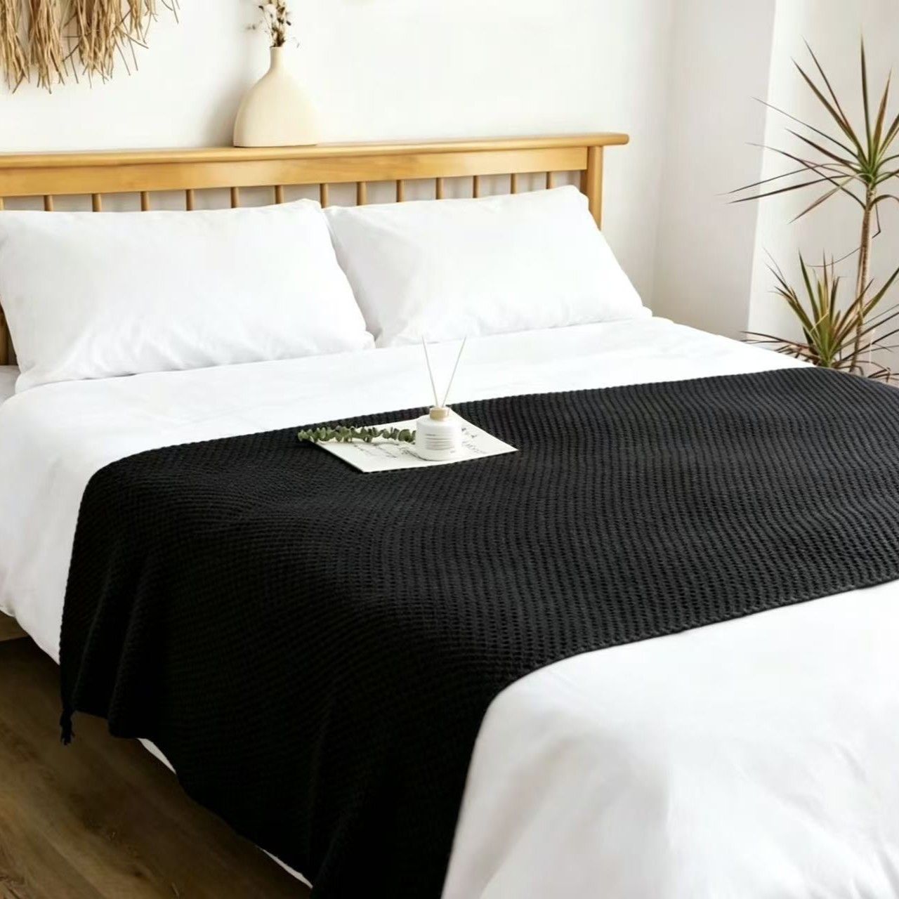 Black 1130*170cm Nordic Style Tassel Knit Throw Blanket - Soft Polyester Sofa Blanket with Pineapple Texture - Breathable & Lightweight for Office Black 1130*170cm Nordic Style Tassel Knit Throw Blanket - Soft Polyester Sofa Blanket with Pineapple Texture - Breathable & Lightweight for Office